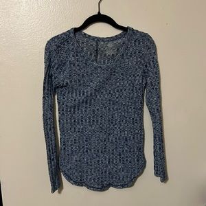 Blue lightweight sweater/long sleeve